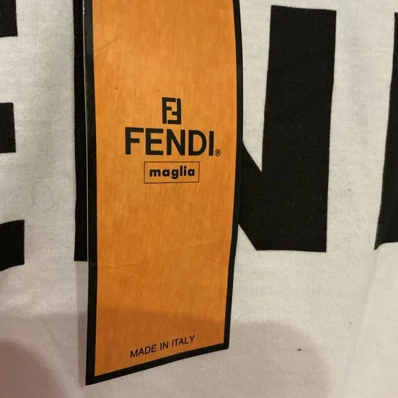 FENDI Authentic Vintage Unisex Logo Short Sleeve Tee New w Tags GB Size 12 Small - Picture 5 of 16